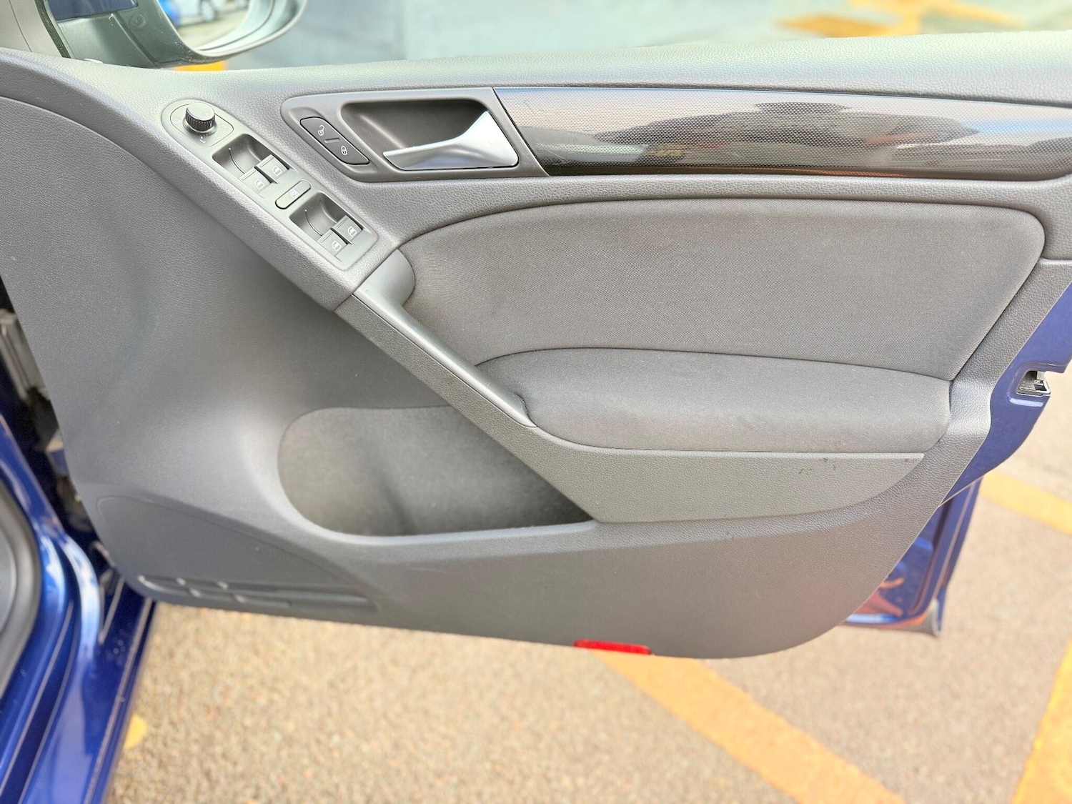 Used Volkswagen Golf 2011 for sale - 77057313: Photo 26