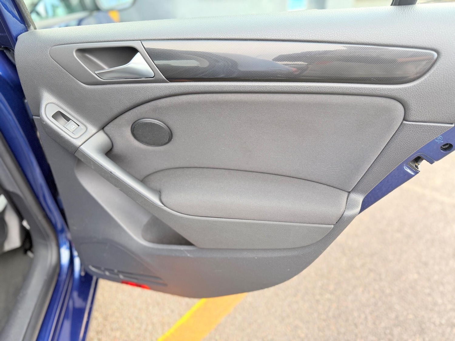 Used Volkswagen Golf 2011 for sale - 77057313: Photo 27