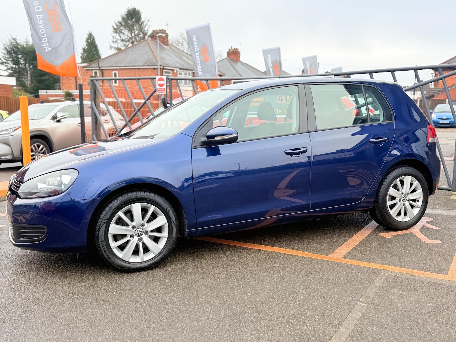 Used Volkswagen Golf 2011 for sale - 77057313: Photo 3