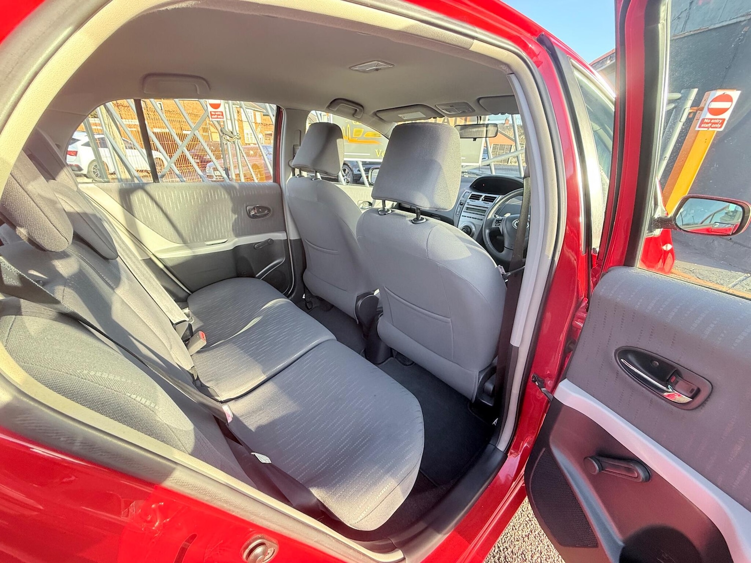 Used Toyota Yaris 2009 for sale - 77103531: Photo 23