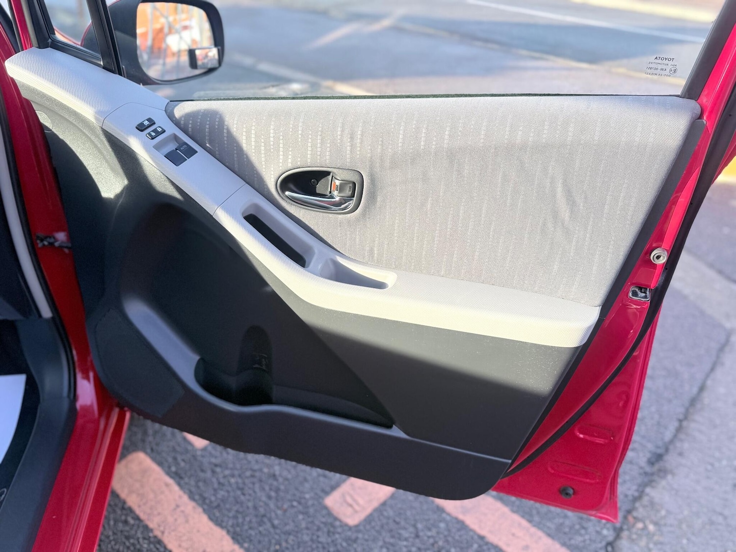 Used Toyota Yaris 2009 for sale - 77103531: Photo 34