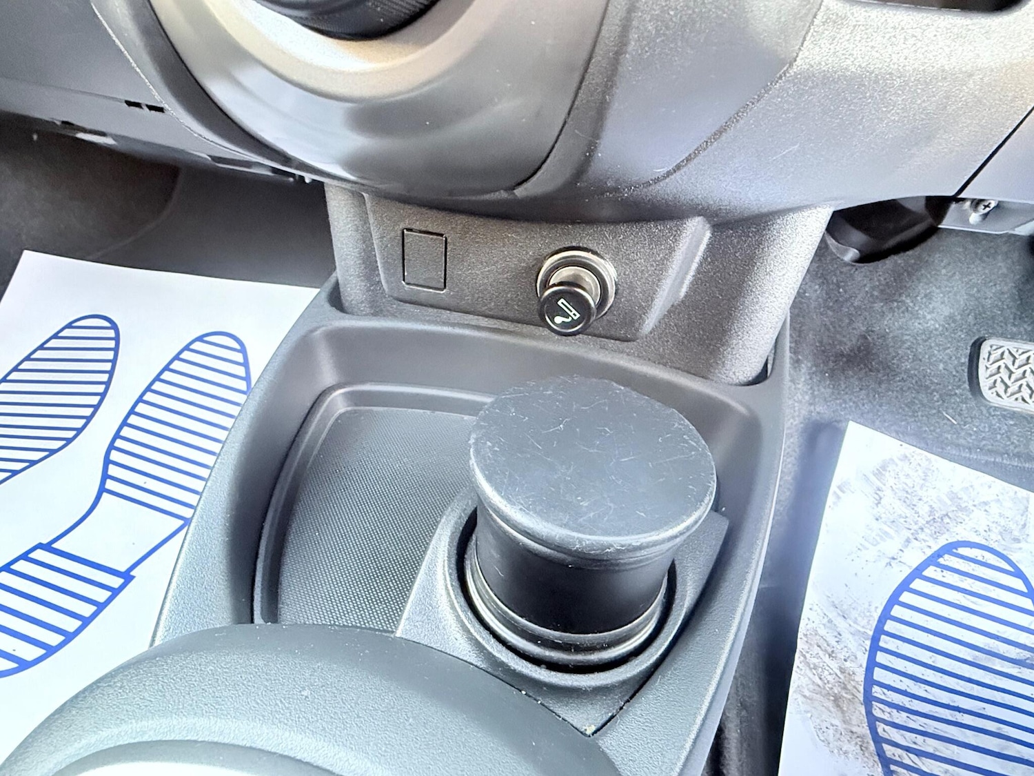 Used Toyota Yaris 2009 for sale - 77103531: Photo 42