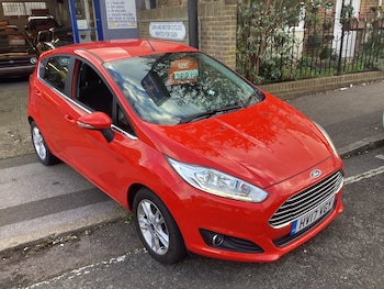 2017 (17) - 1.0 EcoBoost Zetec 5dr