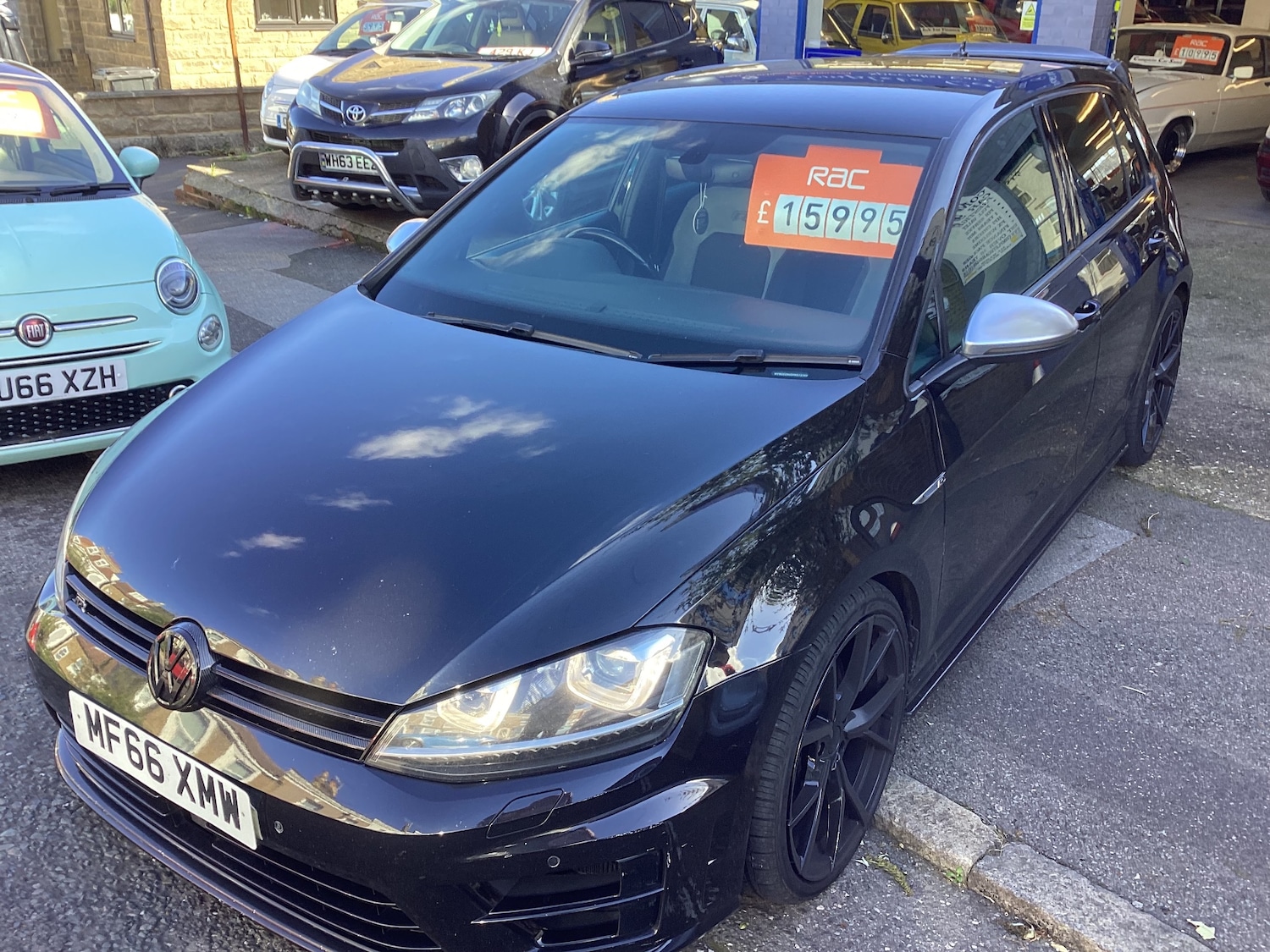 Used Volkswagen Golf 2016 for sale - 76184572: Photo 1