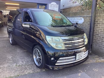 Used Nissan Elgrand undefined for sale - 79617190: Photo