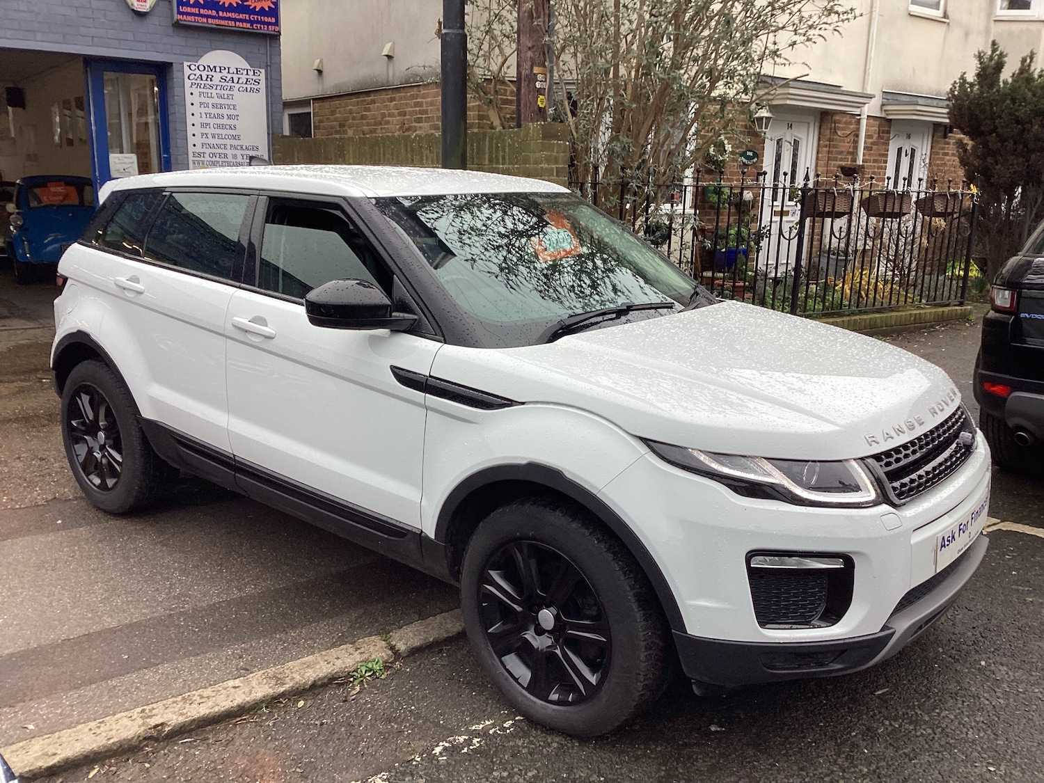 Used Land Rover Range Rover Evoque 2018 for sale - 77262403: Photo 2