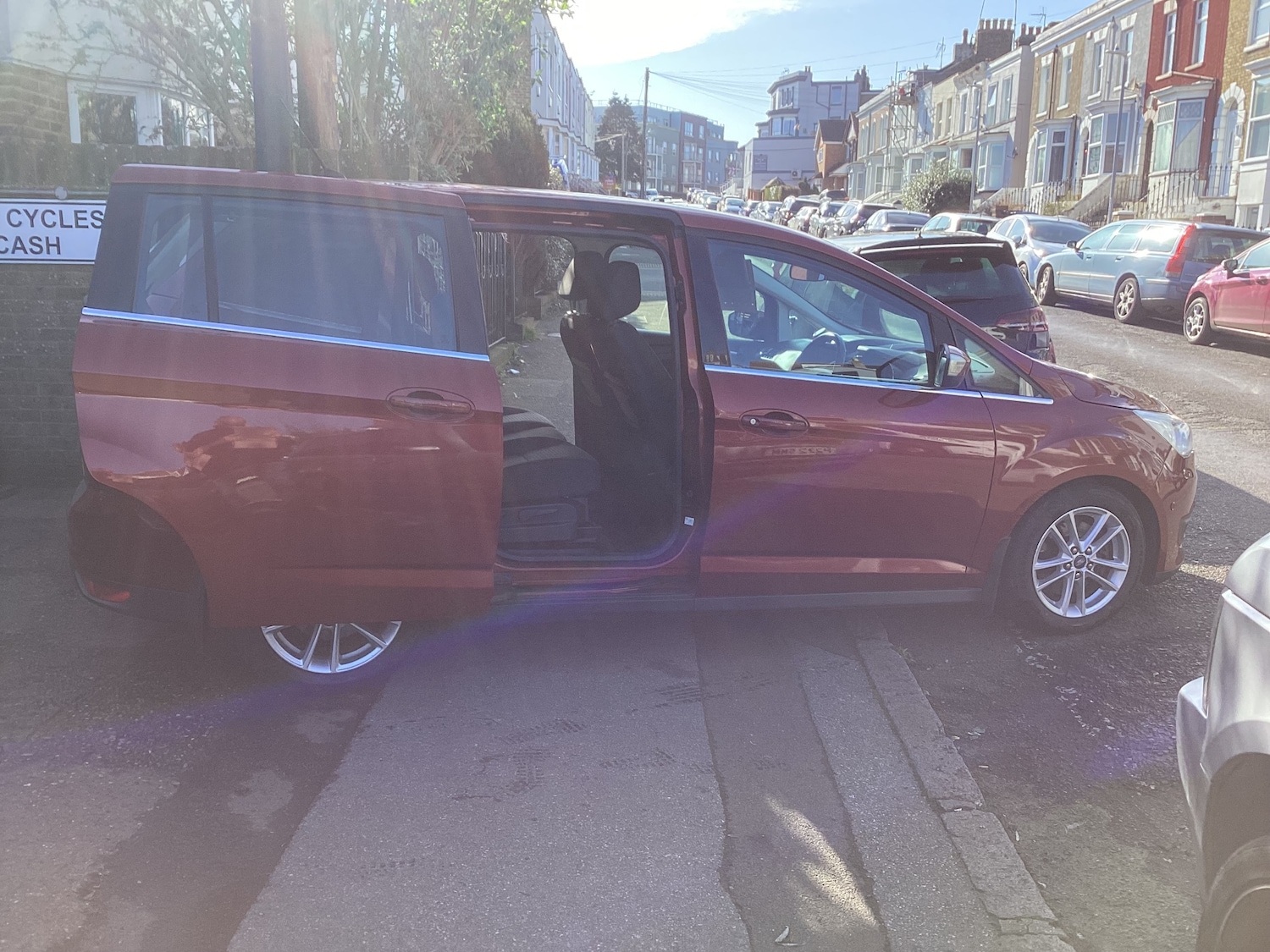 Used Ford Grand C-Max 2015 for sale - 77730945: Photo 11