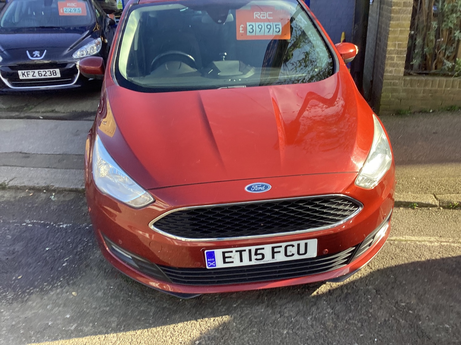 Used Ford Grand C-Max 2015 for sale - 77730945: Photo 2