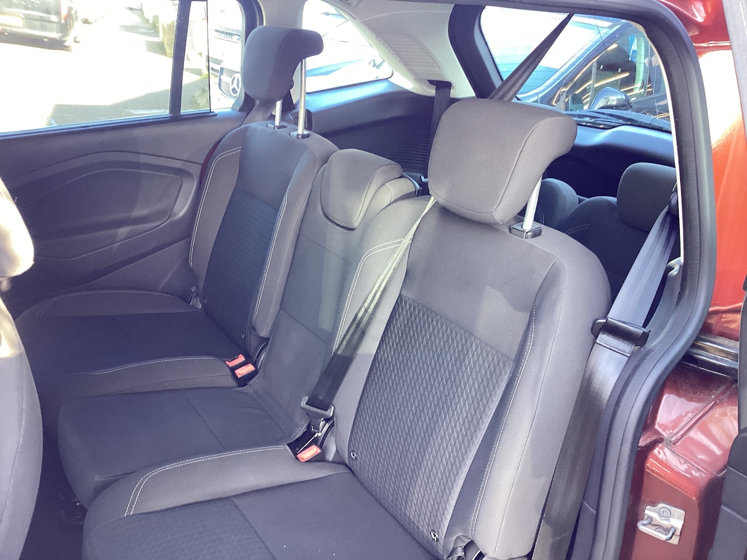 Used Ford Grand C-Max 2015 for sale - 77730945: Photo 8