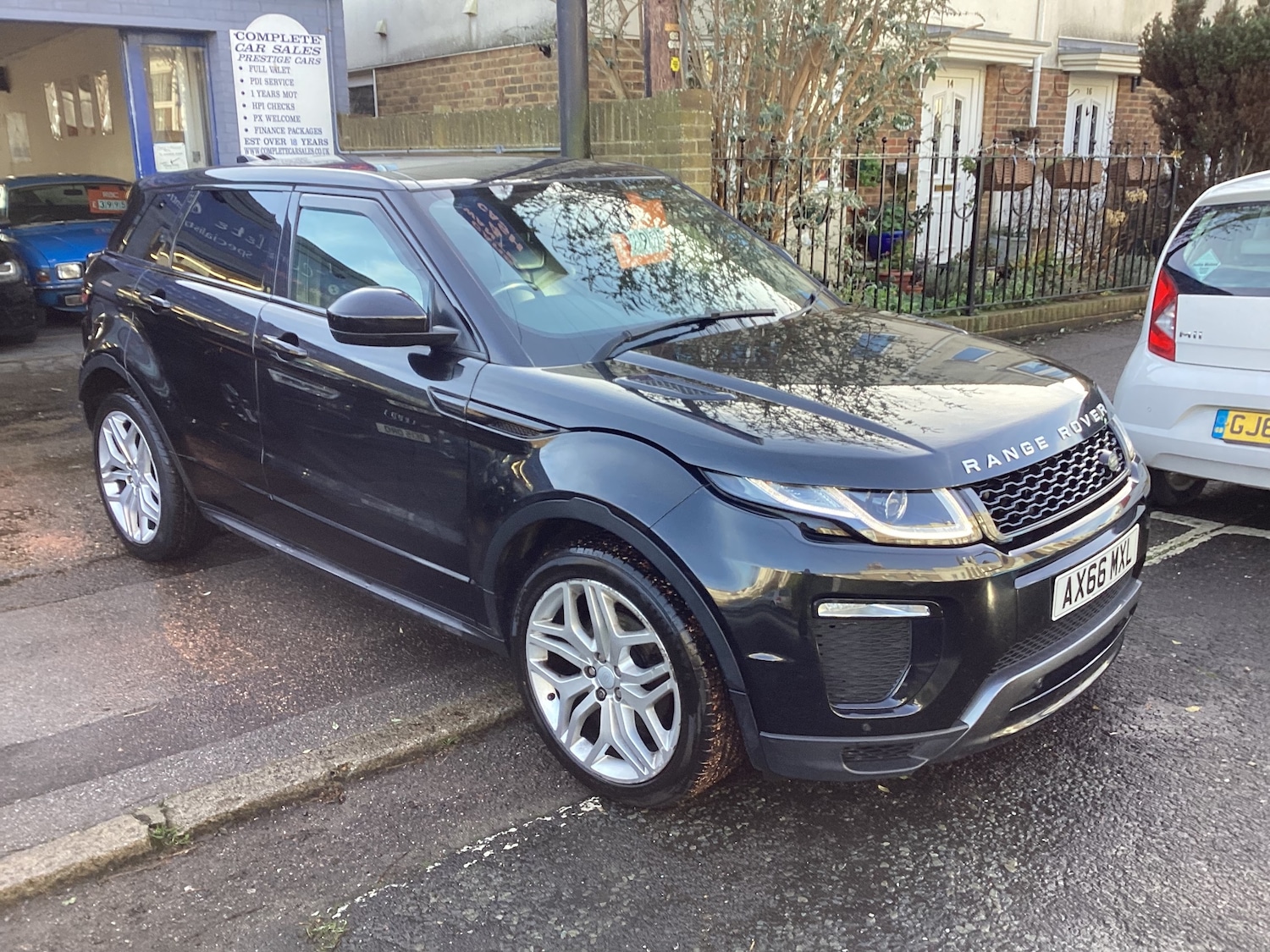 Used Land Rover Range Rover Evoque 2017 for sale - 77125489: Photo 2