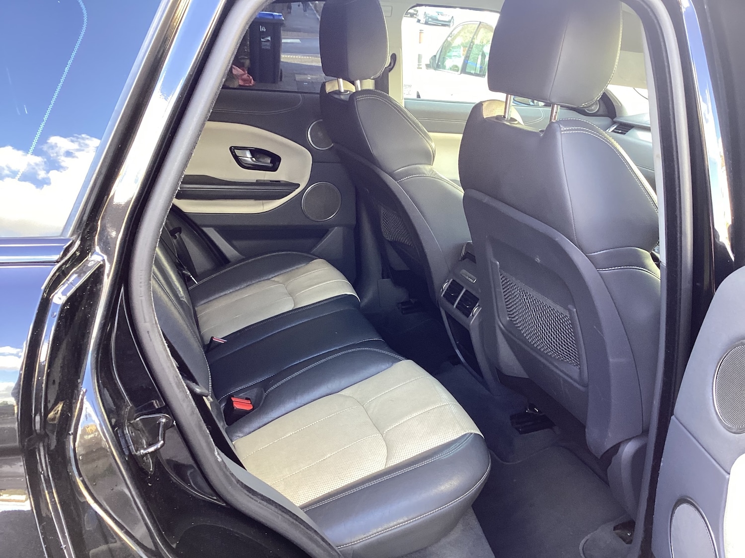 Used Land Rover Range Rover Evoque 2015 for sale - 76651168: Photo 9