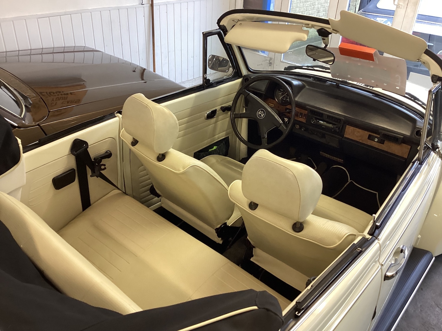 Used Volkswagen Beetle 1992 for sale - 77449886: Photo 4