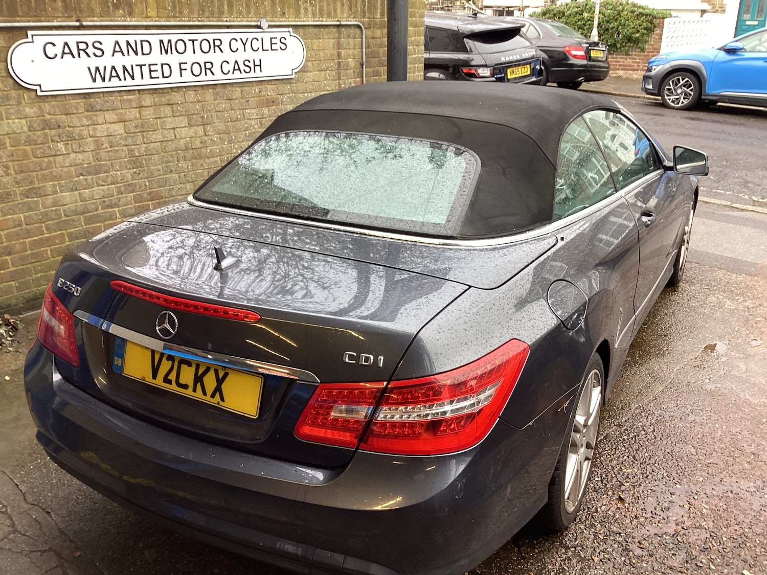 Used Mercedes-Benz E Class 2012 for sale - 77274342: Photo 2