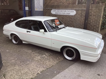 Used Ford Capri 1985 for sale - 76222076: Photo 2