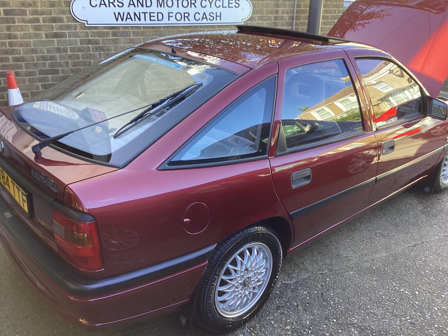Used Vauxhall Cavalier 1995 for sale - 76008466: Photo 11