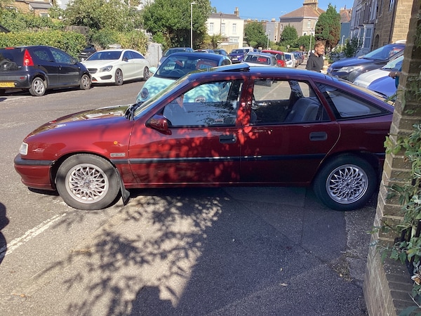 Used Vauxhall Cavalier 1995 for sale - 76008466: Photo 1