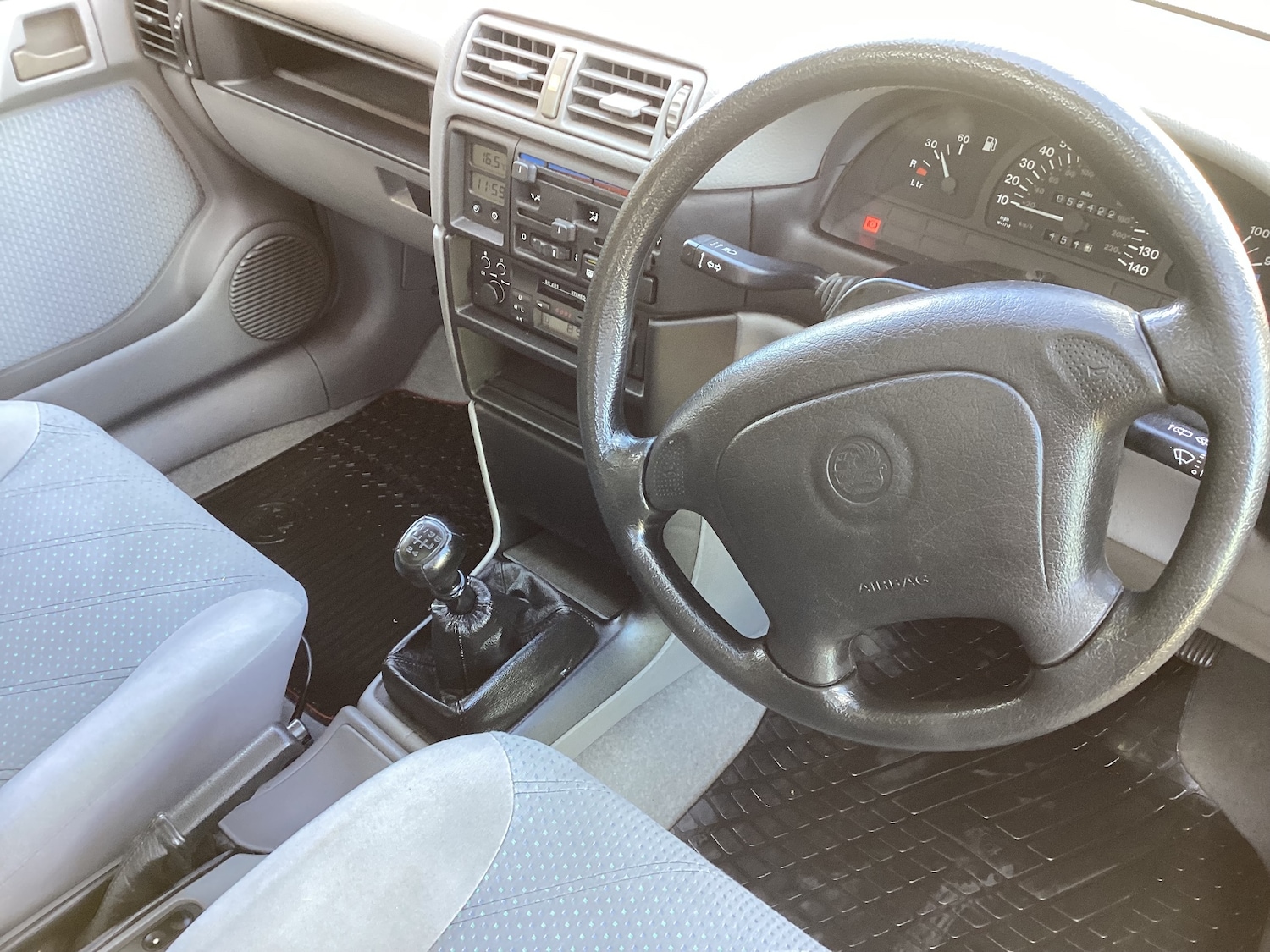 Used Vauxhall Cavalier 1995 for sale - 76008466: Photo 29