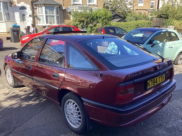 Used Vauxhall Cavalier 1995 for sale - 76008466: Photo 2