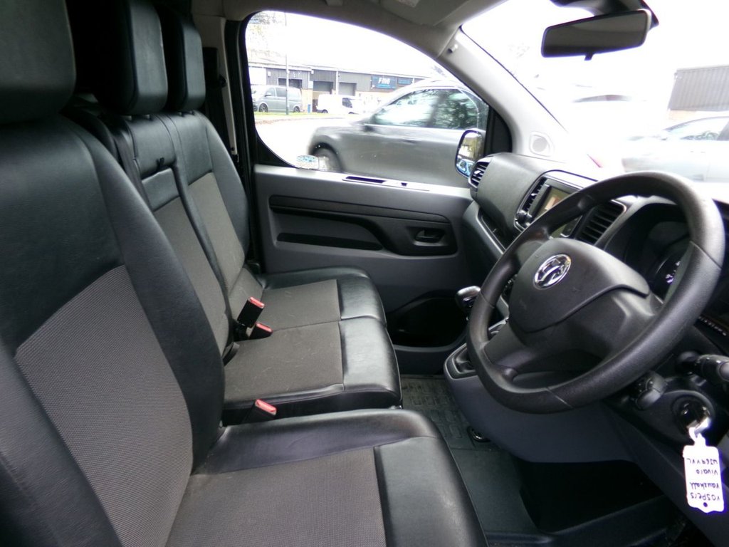 Used Vauxhall Vivaro 2019 for sale - 77188153: Photo 13