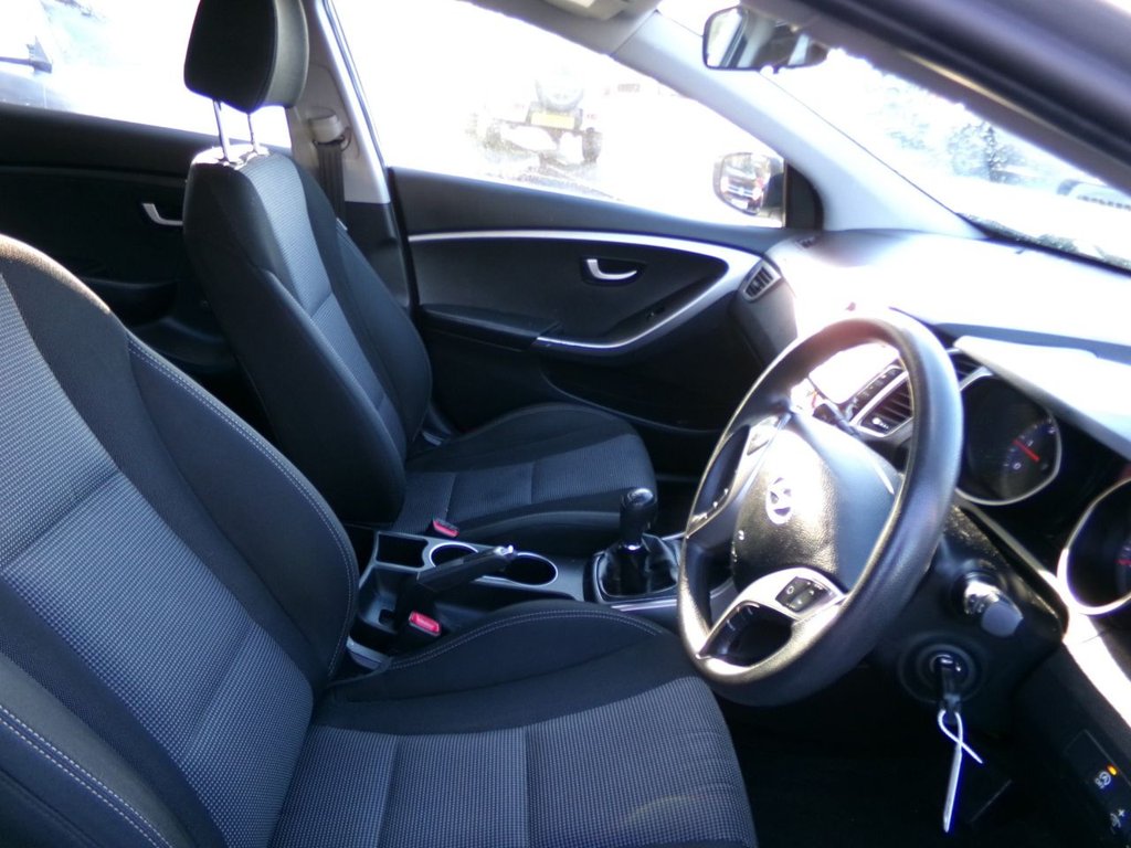 Used Hyundai i30 2014 for sale - 76605059: Photo 14