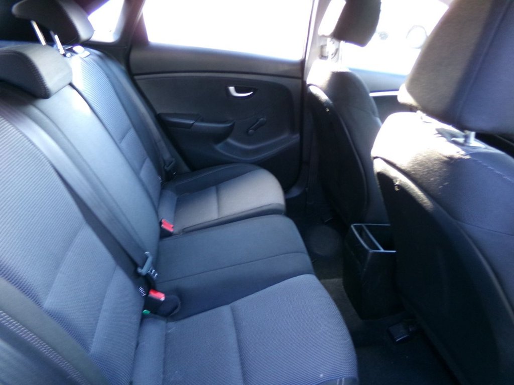 Used Hyundai i30 2014 for sale - 76605059: Photo 17