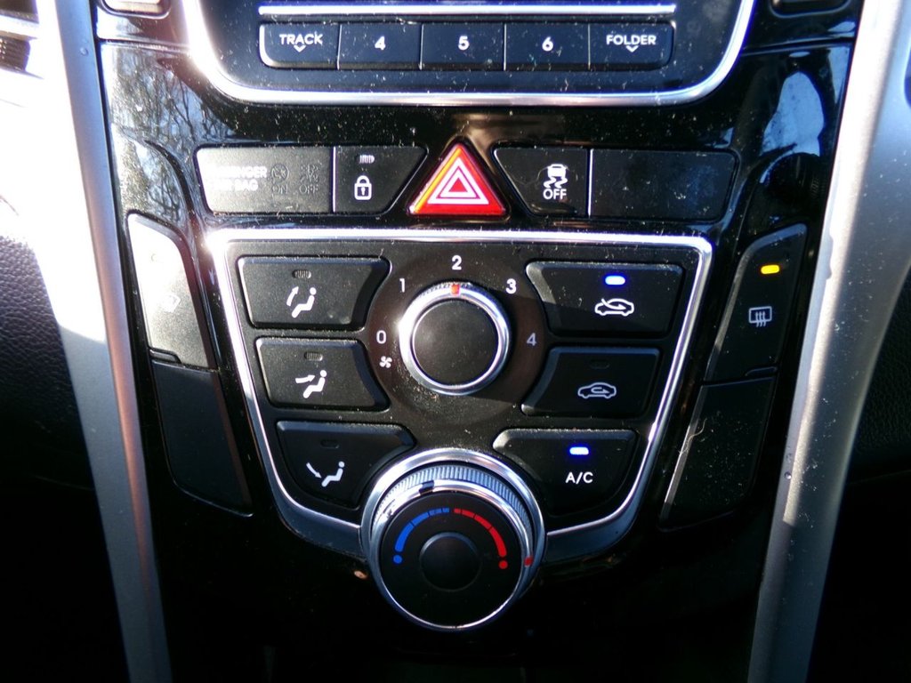 Used Hyundai i30 2014 for sale - 76605059: Photo 24