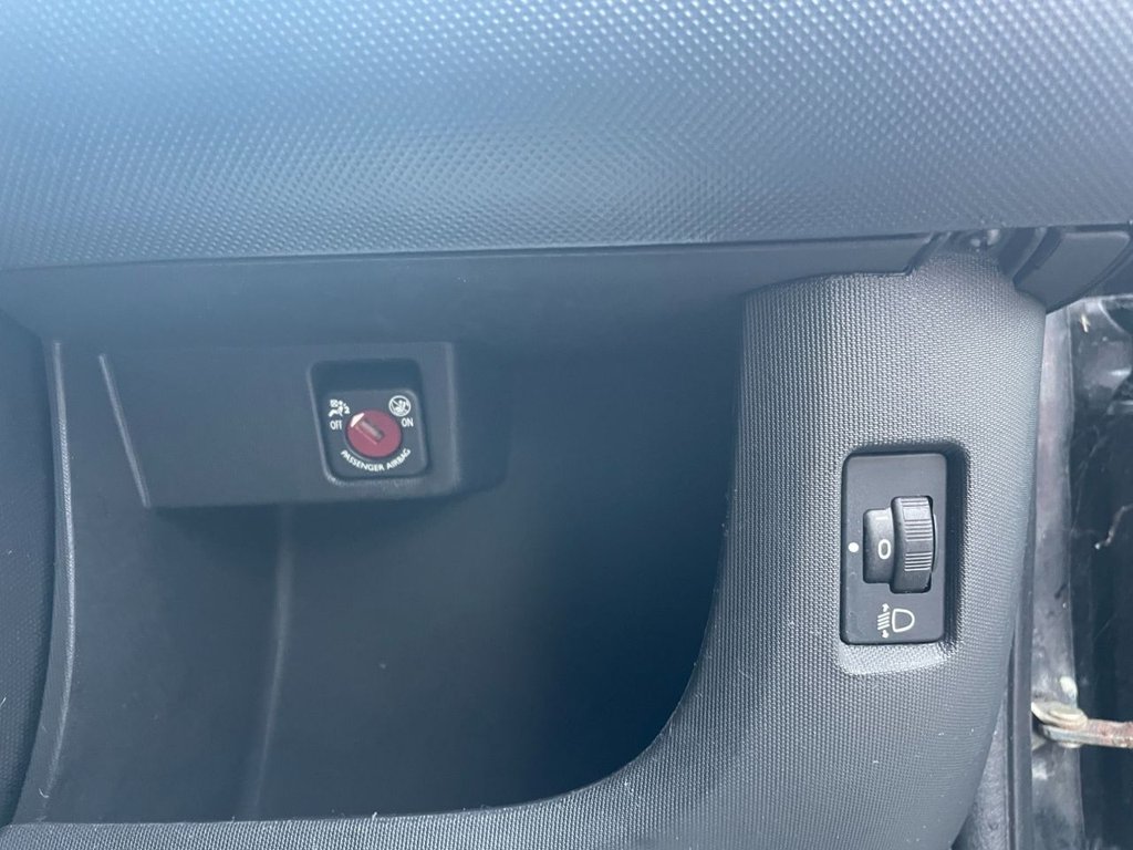 Used Toyota AYGO 2014 for sale - 77205409: Photo 33