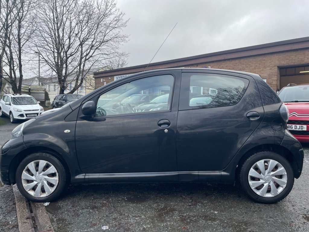 Used Toyota AYGO 2014 for sale - 77205409: Photo 9