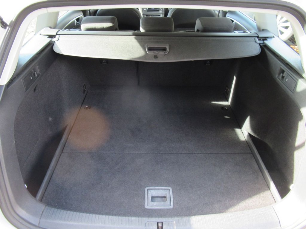 Used Volkswagen Golf 2015 for sale - 76356795: Photo 18