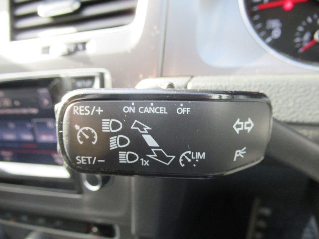 Used Volkswagen Golf 2015 for sale - 76356795: Photo 27