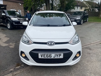 Used Hyundai i10 2017 for sale - 78351004: Photo