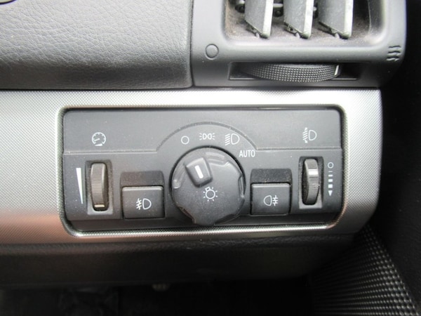 Used Land Rover Freelander 2 2011 for sale - 75335307: Photo 27