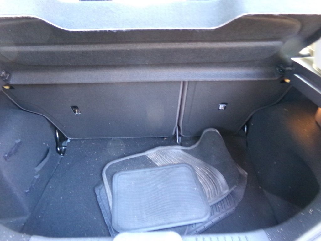 Used Ford Fiesta 2014 for sale - 76604628: Photo 18