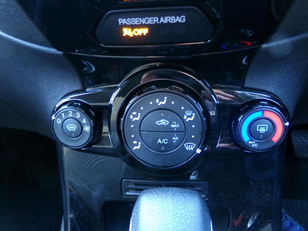 Used Ford Fiesta 2014 for sale - 76604628: Photo 24