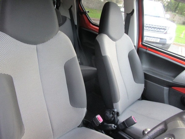 Used Toyota AYGO 2012 for sale - 76132780: Photo 16