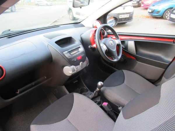 Used Toyota AYGO 2012 for sale - 76132780: Photo 19