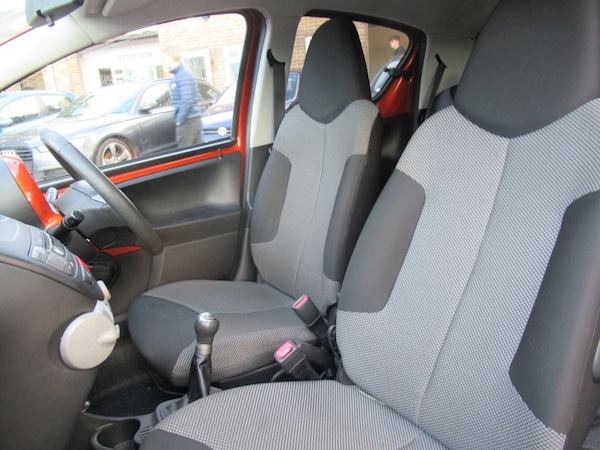 Used Toyota AYGO 2012 for sale - 76132780: Photo 21