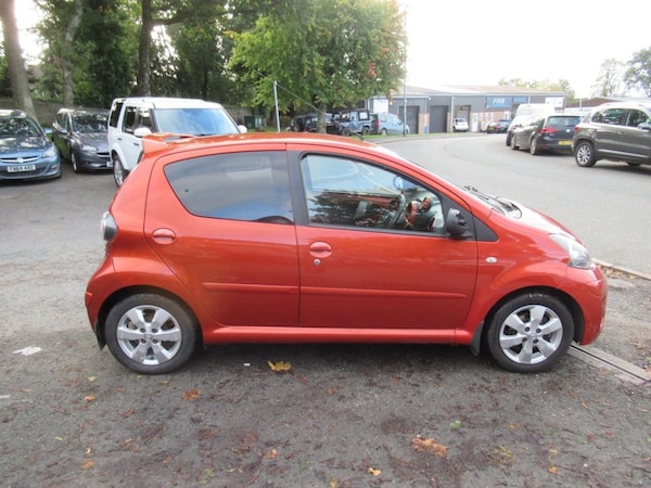 Used Toyota AYGO 2012 for sale - 76132780: Photo 6