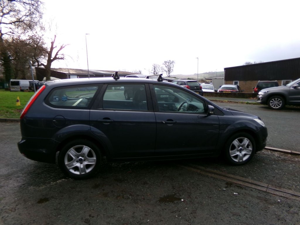 Used Ford Focus 2009 for sale - 76923871: Photo 11