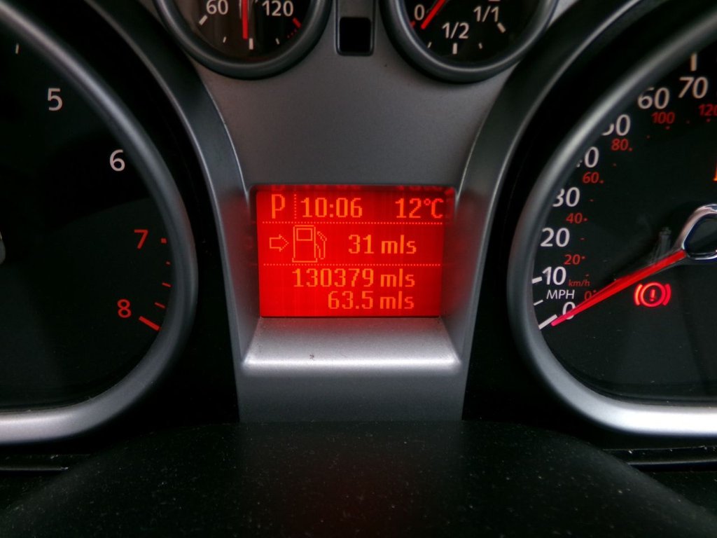 Used Ford Focus 2009 for sale - 76923871: Photo 15