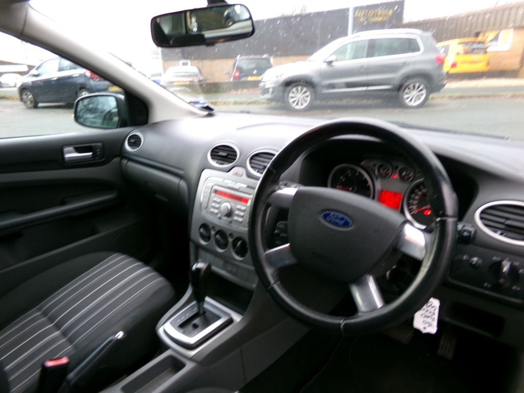 Used Ford Focus 2009 for sale - 76923871: Photo 18