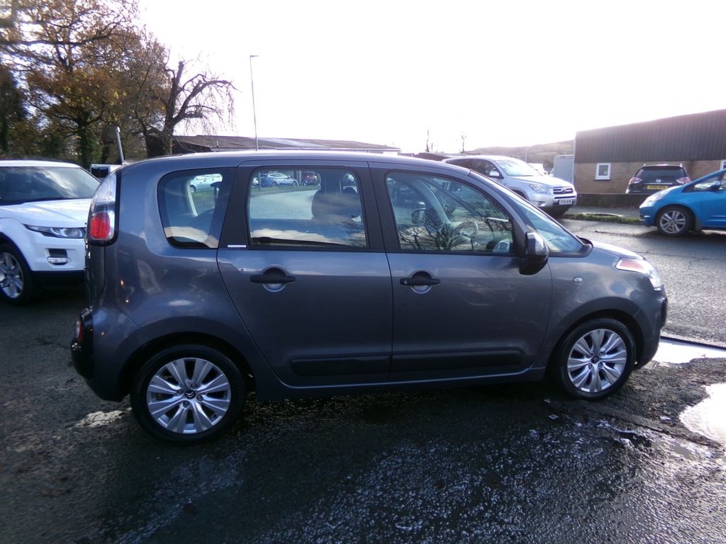 Used Citroen C3 Picasso 2010 for sale - 76783541: Photo 11