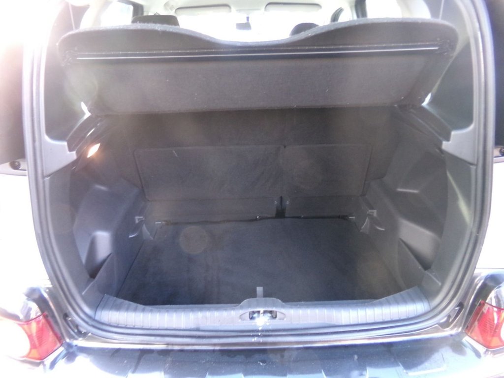 Used Citroen C3 Picasso 2010 for sale - 76783541: Photo 23