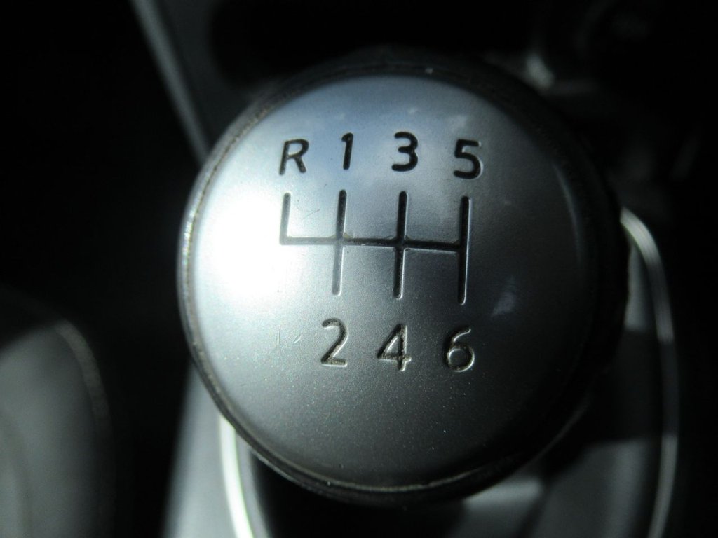 Used Nissan Qashqai 2012 for sale - 76376308: Photo 25