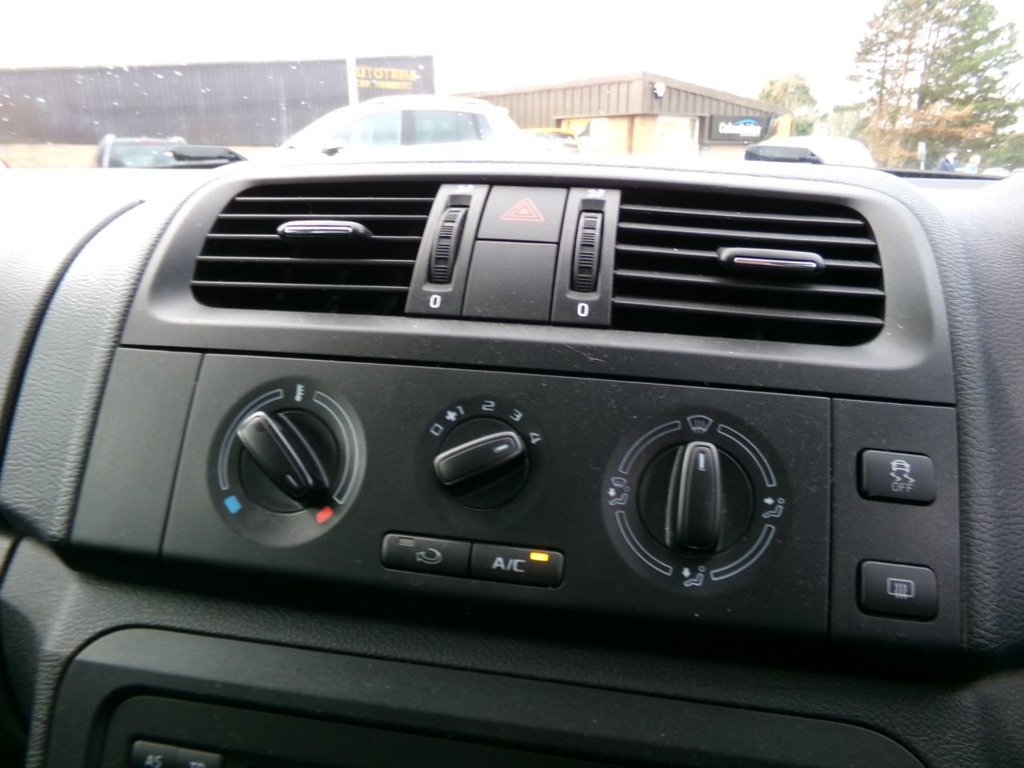 Used Skoda Roomster 2015 for sale - 76901073: Photo 13