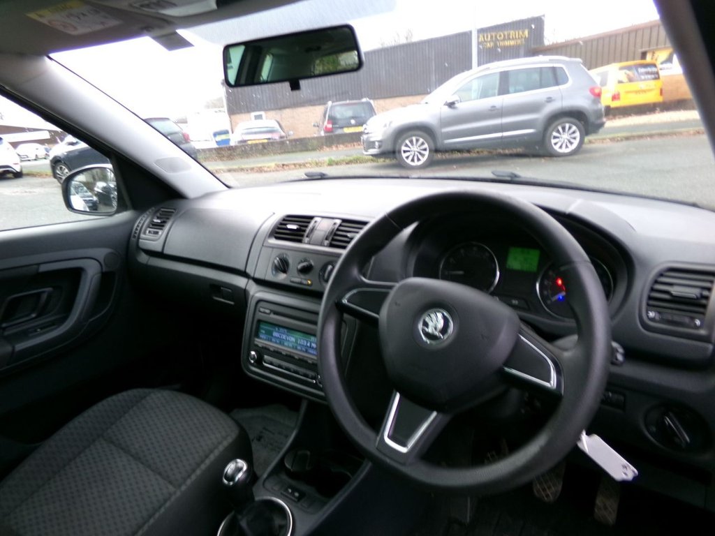 Used Skoda Roomster 2015 for sale - 76901073: Photo 19