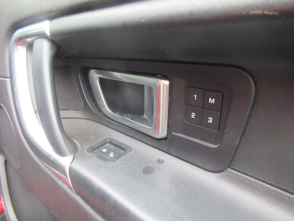 Used Land Rover Discovery Sport 2015 for sale - 77936539: Photo 37