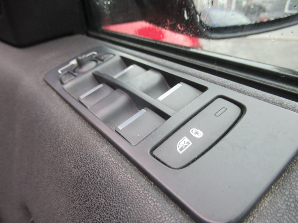 Used Land Rover Discovery Sport 2015 for sale - 77936539: Photo 40