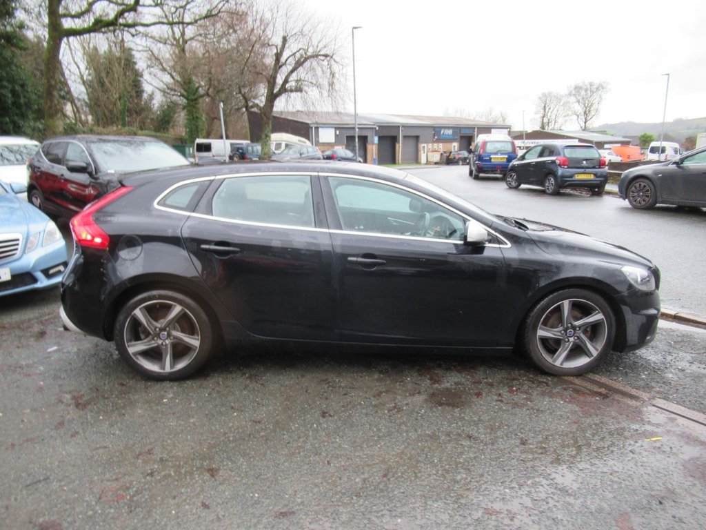 Used Volvo V40 2014 for sale - 77007571: Photo 11