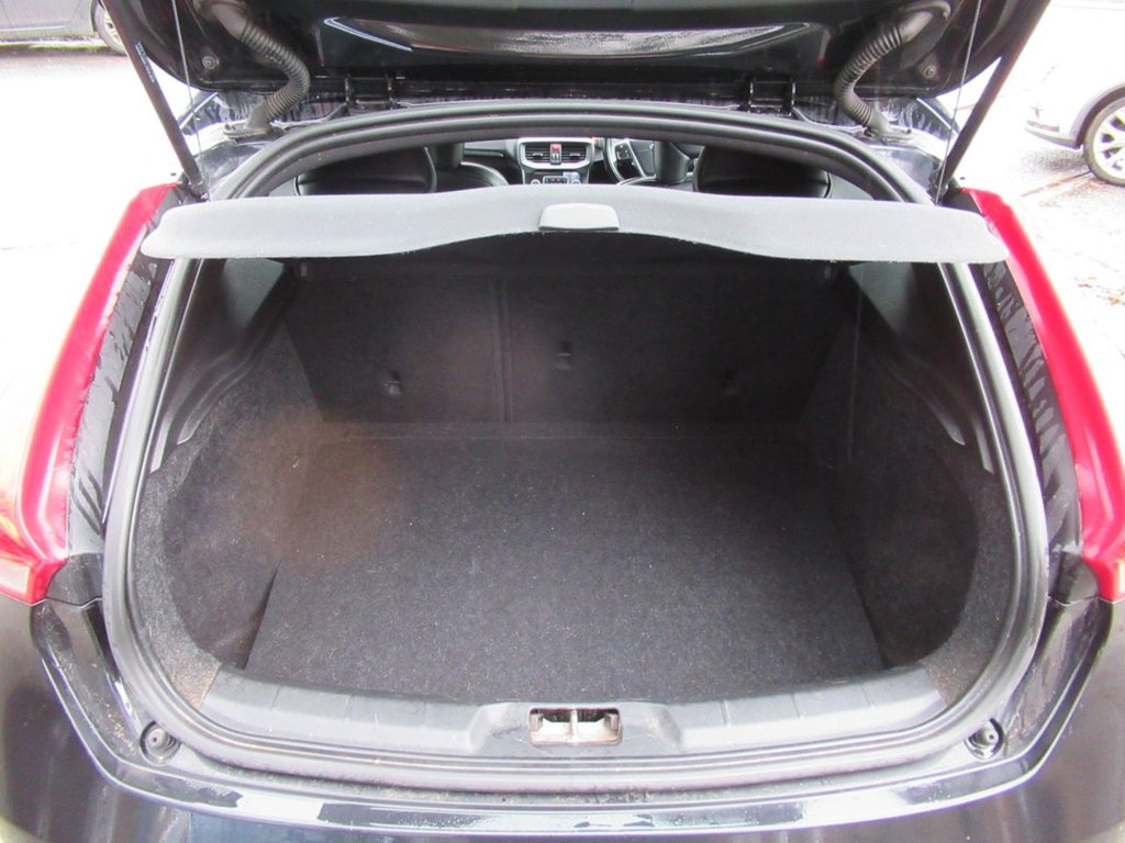 Used Volvo V40 2014 for sale - 77007571: Photo 22